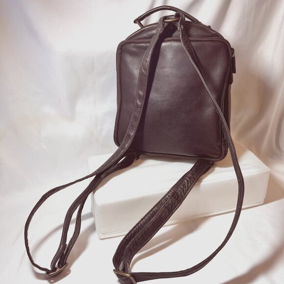 Brown Leather Back Pack-Small-NWOT-CC/ID Holder-Handle-Adjustable Strap-Unisex main image 4